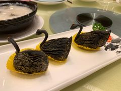 黑天鹅榴莲酥-湛江花园酒店·桃园馆