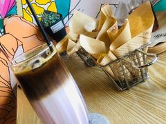 -ZING COFFEE 镜咖啡