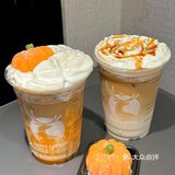 周末享受一杯万圣节🎃瑞幸