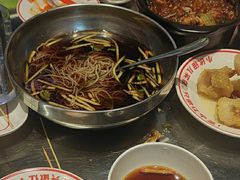 -堂堂小伙夫·辽宁小吃大排档(京西大悦城店)