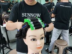 -首脑美容美发化妆美甲培训学校(长沙校区)