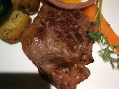 -绿茵阁(体育西分店)