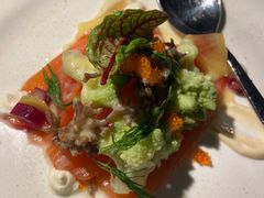 三文鱼温泉蛋配鱼子-Solo(衡山路店)