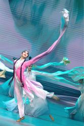 -尚美霓裳晚礼服·合唱服·舞蹈演出服租赁定制