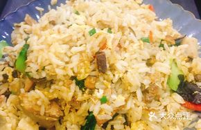 Flavorful Duck Offal Fried Rice