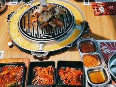 -青瓦炭韩潮烤肉(花园道店)