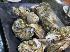 原只輕燒生蠔-大富蚝乌东哥饭店·石锅鱼杂·柠檬鸭(革新路店)