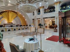 -碧中海汤泉汗蒸酒店