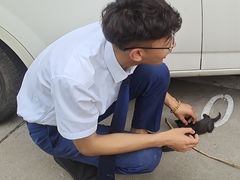 -比亚迪汽车王朝网(易能环耀银海大厦城市展厅)