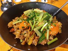 -聚缘农庄(平沙四路店)