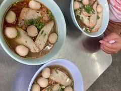 -榮泰米粉湯(Left Shop)