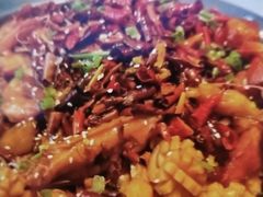 -徐记小怪兽肉蟹煲(中央大街店)