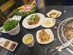 -木槿花韩式炭烤·熟成肉工坊(孙文东路店)