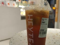 -喜茶(滨江宏岸店)