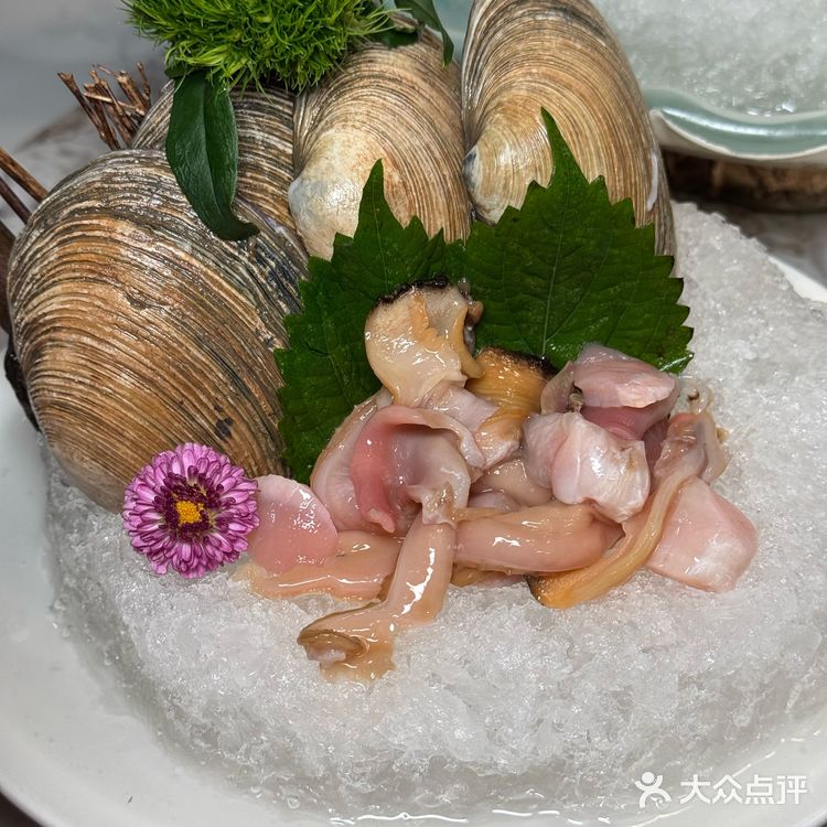 杭州新开的，花了1341r居然够11人吃！