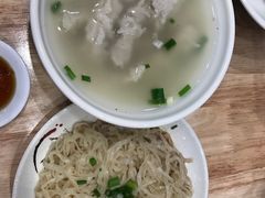 鲨鱼汤-老巷口川味火锅