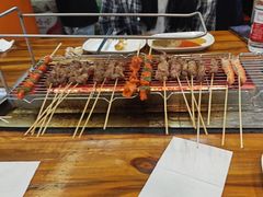 -哈尔滨小酒馆·鲜肉现穿自助烧烤(康新花园店)