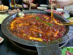 -茅草房·河畔园林火锅