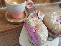 -Catch Bagel(芳草地店)