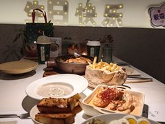 -春树下·树屋花房西餐厅(罍街AS1980店)