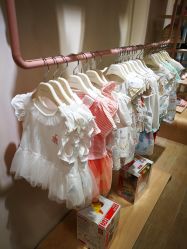 -英氏YeeHoO(港汇恒隆广场店)