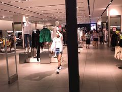 -ZARA(凯德乐峰广场店)