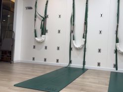 -莫纳瑜伽·普拉提