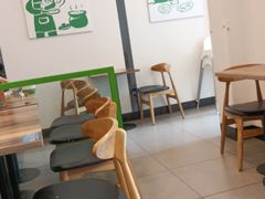 用餐区-老乡鸡(池州商之都店)