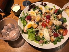 老教堂色拉-JINNS锦时 steak&pizza(浸信会礼拜堂旧址店)