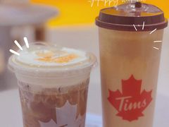 燕麦浮云冷萃-Tims天好咖啡·贝果(雁展路万象天地店)