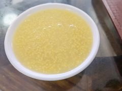 小米粥-四条包子(古城街店)