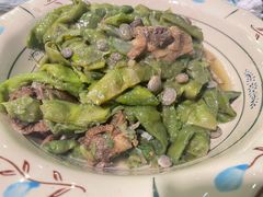 豆角炖排骨-大鹅岛绿色生态美食园