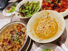 -巴厘龙虾·榜首油焖大虾(音乐学院·沿江酒馆店)