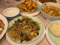 -小锅饭豆腐馆(重工北街普罗旺斯店)