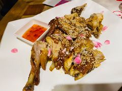 -蜜桃餐厅·伴山(绿宝广场店)