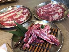 老太太特色肥牛-西塔老太太泥炉烤肉(双井店)