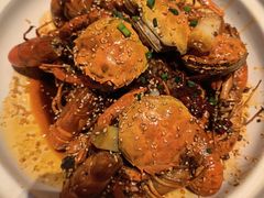 -肥肥虾庄·金牌油焖大虾(汉街SKP店)