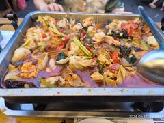 -后街佬·炭火鲜鱼杂(南城店)