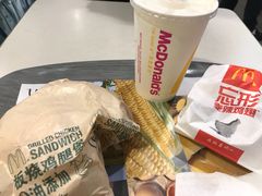-麦当劳(轻轨曹杨路店)