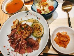 -POKEE VIA&Brunch·维娅(重庆来福士店)