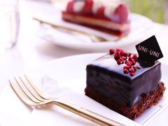 -UNI UNI(环亚凯瑟琳店)