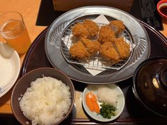 炸黑豚猪扒-黒豚料理 寿庵(中央駅西口店)