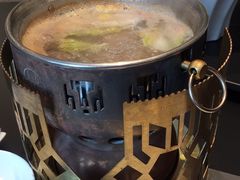 -鼎泰亨·海鲜牛肉餐厅(滨江店)