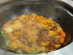 -万里闯关东铁锅炖菜馆(高新旗舰店)