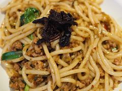 油鸡枞炒米线-半山腰·云南菜(侨福芳草地店)