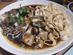剁椒鱼头-老妈私房鱼头(欧洲城店)