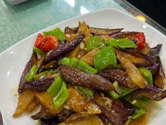 -鹤乡东北菜(崮山路店)