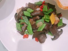 黑椒小牛排-湯記傳菜