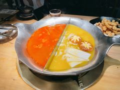 红颜花胶鸡锅-湊湊火锅·茶憩(杭州湖滨银泰in77店)