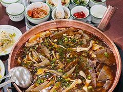 -朝伟清真铜瓢牛肉馆(三十年老·店)
